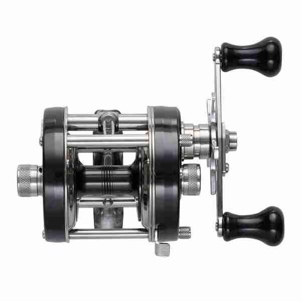 アブガルシア Abu Garcia アンバサダー5500C FACTORY TUNED：ブラック