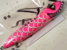 画像1: ハウリンウルフ ソリペン：釣り助オリジナル ピンク鯉のぼり■ネコポス対象外■ (1)