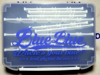 ブルーブルー 深型ルアーケース ロゴタイプ：ブルー□ネコポス対象外