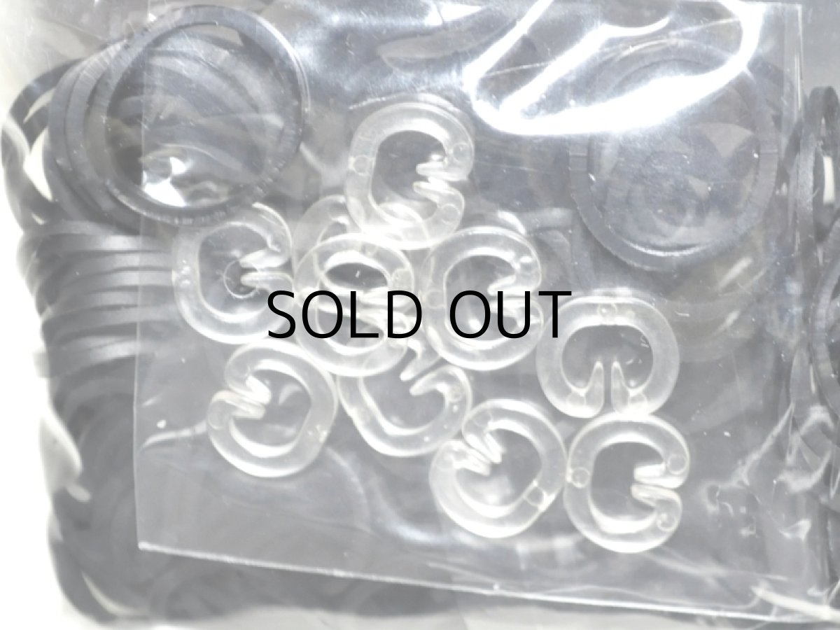 画像2: ハナヤマ ルアー絡まらなーい！シリコンバンド＆クリップ 大容量 約250本：ブラック【ネコポス配送可】 (2)